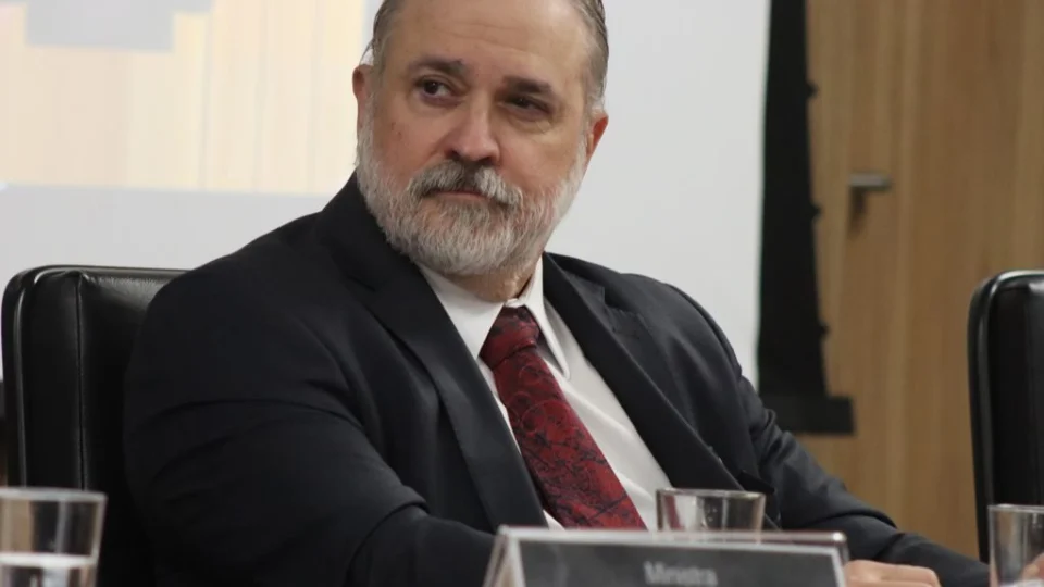 ‘Legado maldito’, diz Augusto Aras sobre Lava Jato