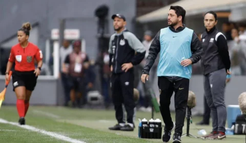 CBF anuncia Arthur Elias como novo técnico da Seleção Brasileira Feminina