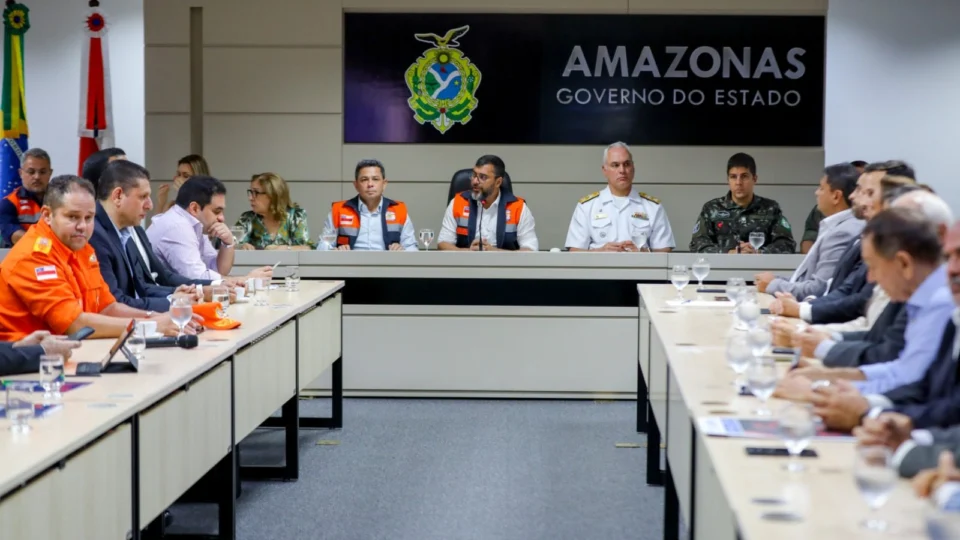 Governo institui comitê de crise para enfrentamento da estiagem no AM