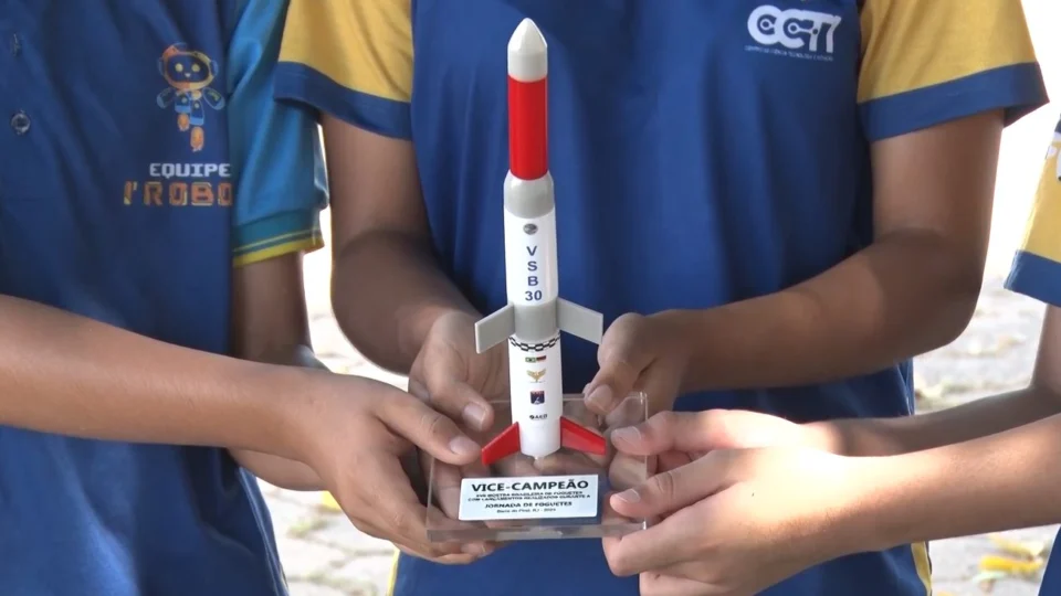VÍDEO: Alunos de robótica de RR são vice-campeões em competição nacional