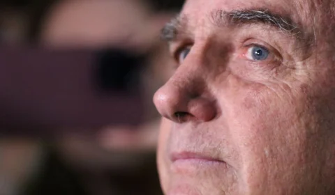 TSE forma maioria para manter Bolsonaro inelegível por 8 anos