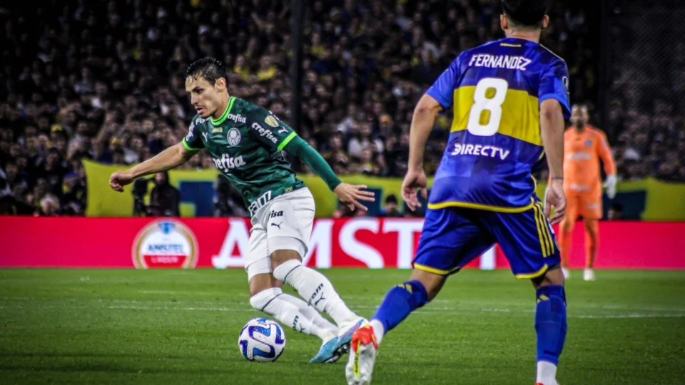 Sem gols, Boca Juniors e Palmeiras empatam na semi da Libertadores