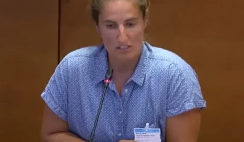 Treinador é acusado de abusar ex-tenista francesa mais de 400 vezes