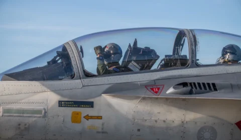 Exército chinês envia 103 aviões de guerra a Taiwan em 24 horas