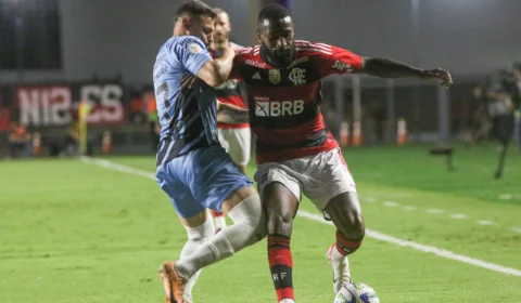 Com vaias da torcida, Flamengo é derrotado por 3 a 0 pelo Athletico-PR
