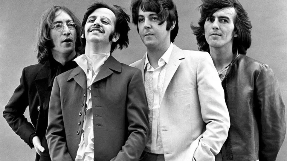 Fitas inéditas dos Beatles vão a leilão por até R$ 2,4 milhões