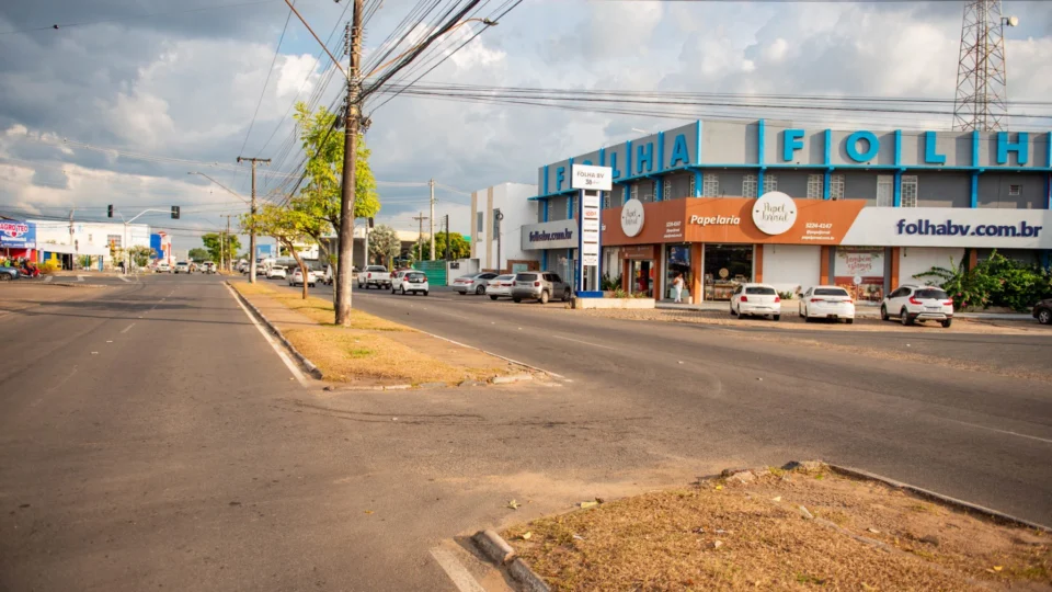 Prefeitura vai fechar 3 retornos em avenidas de Boa Vista