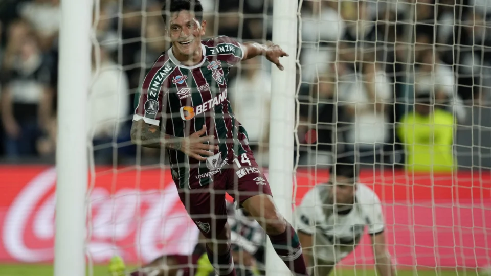 Fluminense vence Olímpia-PAR e avança às semifinais da Libertadores