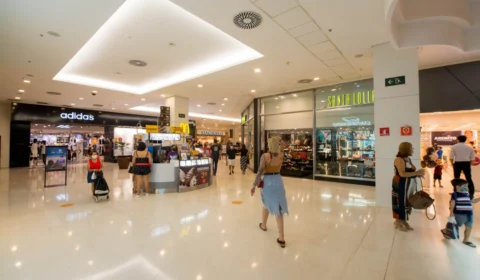 Shoppings realizam promoções do Dia do Cliente em Manaus