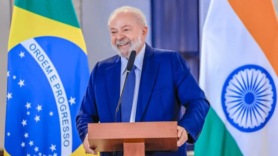 Reajuste salarial de servidores e empregados do executivo é sancionado