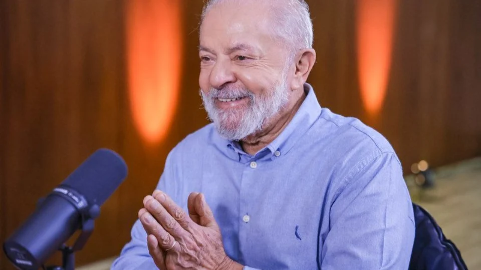 Cirurgia de Lula no quadril não teve intercorrências, afirmam médicos  