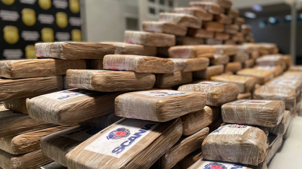 PC-AM apreende cocaína vinda da Colômbia avaliada em R$ 16 milhões