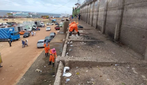 Nível do Rio Negro chega a 14,79 m e desce 67 cm em outubro no AM
