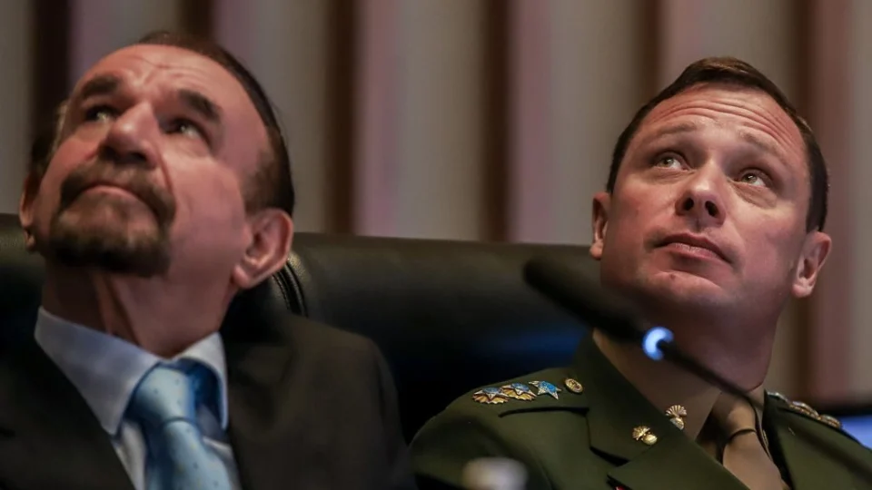 Mauro Cid ‘assumiu tudo’ e não incriminou Bolsonaro, diz advogado