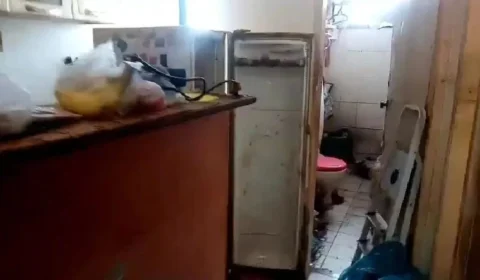 Mulher é presa por guardar corpo de namorado na geladeira por 7 anos no SE