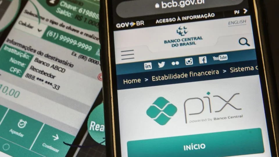 Banco Central: maior transação já realizada pelo Pix foi de R$ 1,2 bi