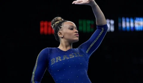 Ginasta Rebeca Andrade apresenta novo solo ao som de Beyoncé e Anitta