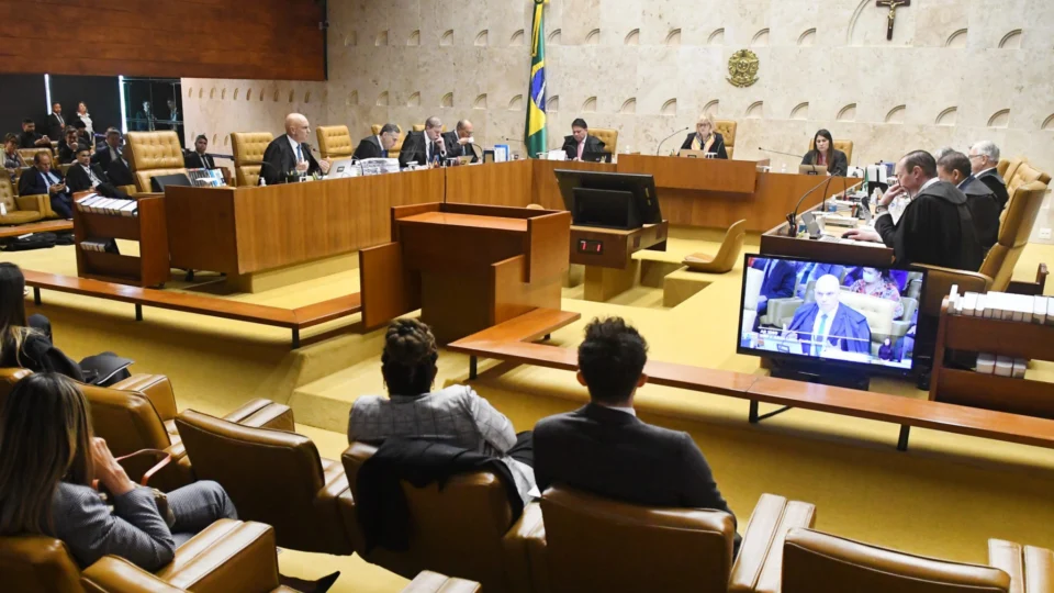 STF retoma julgamento dos acusados pelos ataques de 8 de janeiro