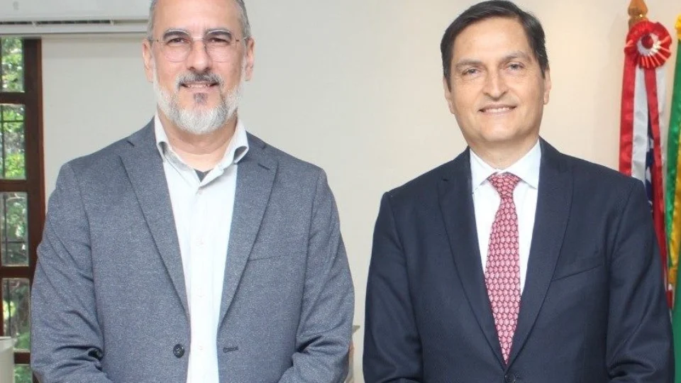 Peruanos presos terão direito a cursos profissionalizantes no AM