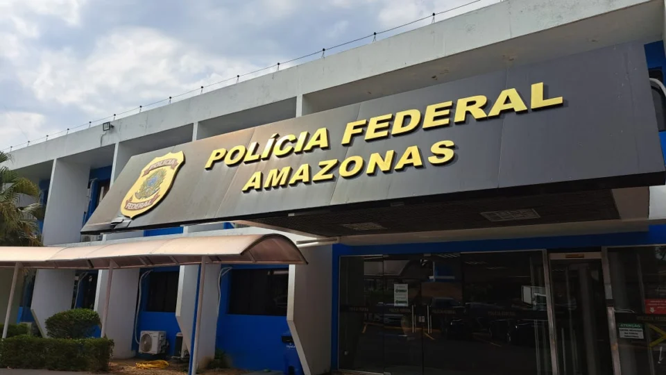 Vídeo: PF fala sobre operação contra mineração ilegal de ouro no AM