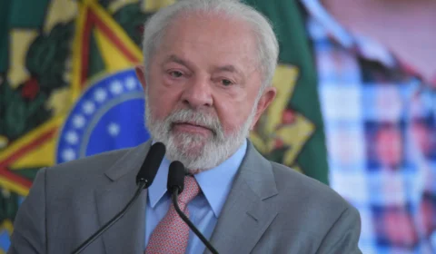 Governo Lula bloqueia R$ 3,8 bilhões de recursos que iriam para educação e saúde