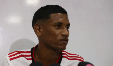 Torcedor acusa vice-presidente do Flamengo: ‘Caiu sobre minha virilha e me mordeu’