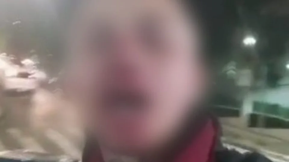 VÍDEO: entregadores por app fazem protesto em prédio residencial após colega ser agredido