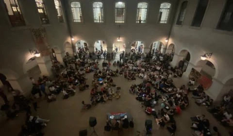 Estudantes da faculdade de Direito da USP entram em greve