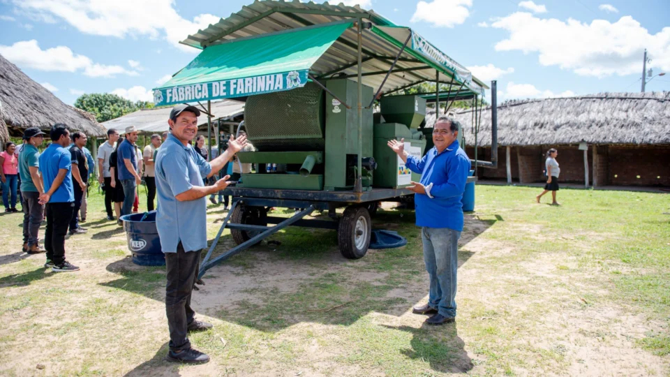 Casas de farinha móveis beneficiam 17 comunidades indígenas em RR