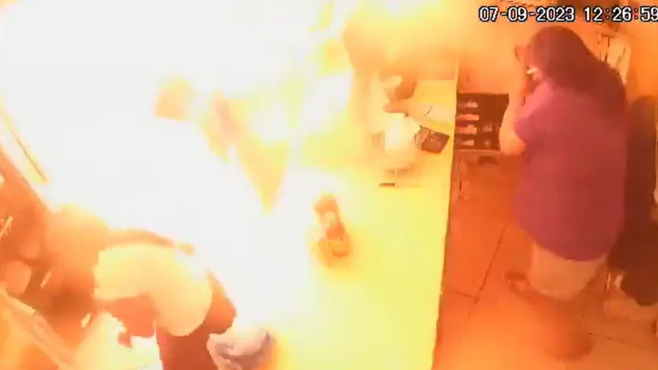 VÍDEO: botijão de gás explode e deixa 10 pessoas feridas no México