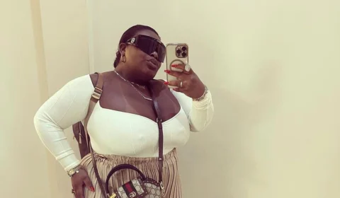 Jojo Todynho deve adotar menino que conheceu na Angola: ‘meu filho’