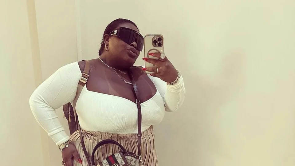 Jojo Todynho deve adotar menino que conheceu na Angola: ‘meu filho’