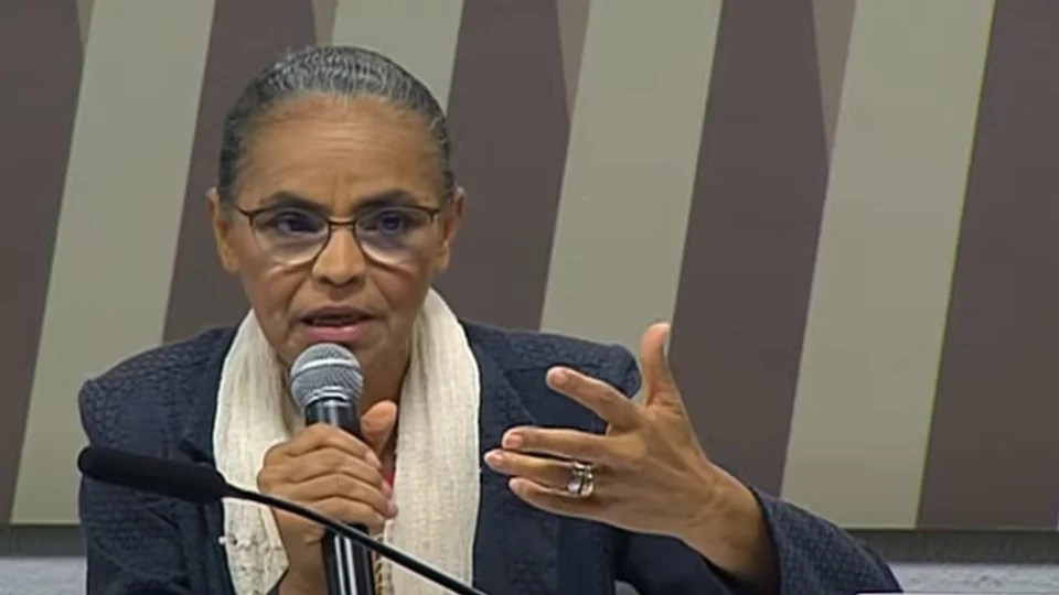 VÍDEO: ministra Marina Silva discute licenciamento para exploração de petróleo no Amapá