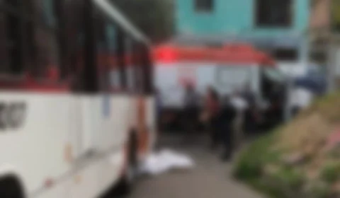 Motociclista é esmagado por ônibus na Zona Leste de Manaus