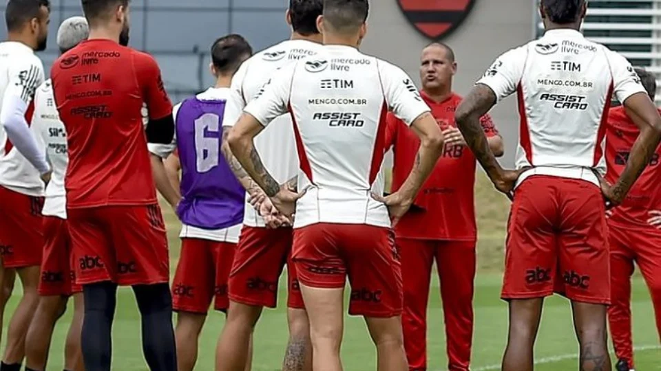 Dez times disputam pela 25ª rodada do Brasileirão neste sábado, 30