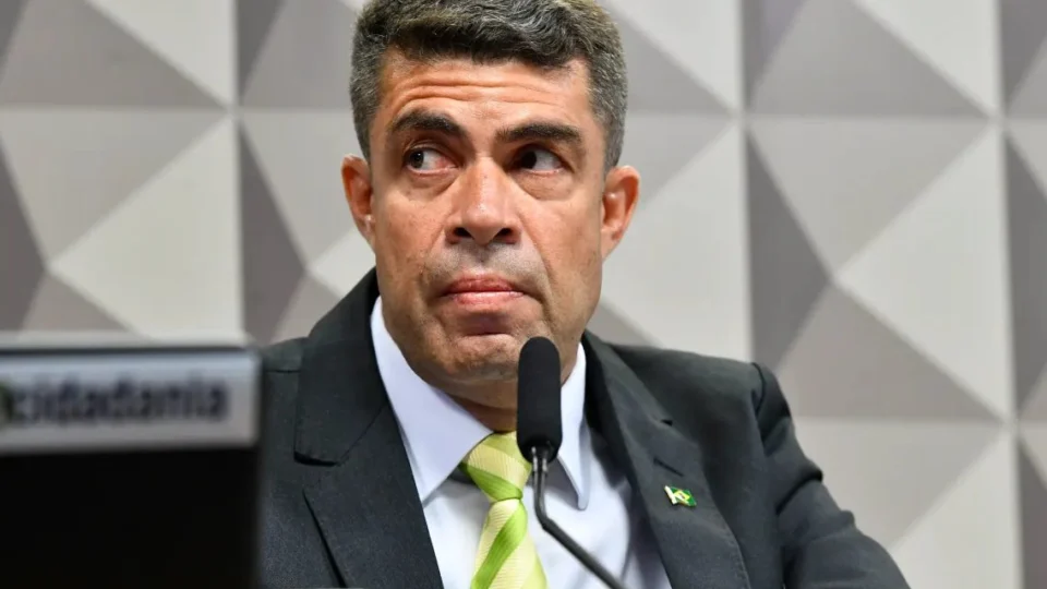 CPMI do 8 de janeiro oferece delação premiada para ex-assessor de Bolsonaro