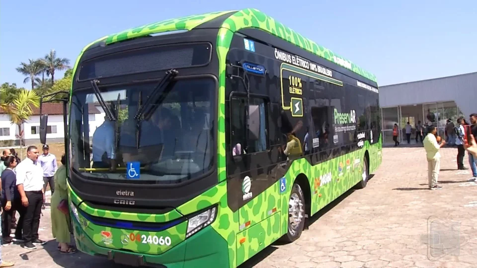 VÍDEO: transporte coletivo de Manaus recebeu o primeiro ônibus elétrico