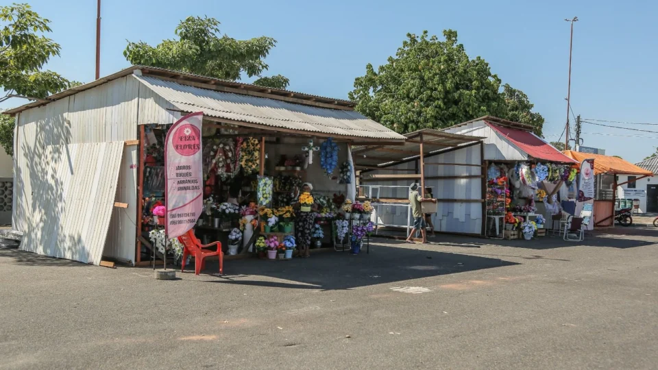 Procon orienta consumidores sobre compras no Dia dos Finados em RR