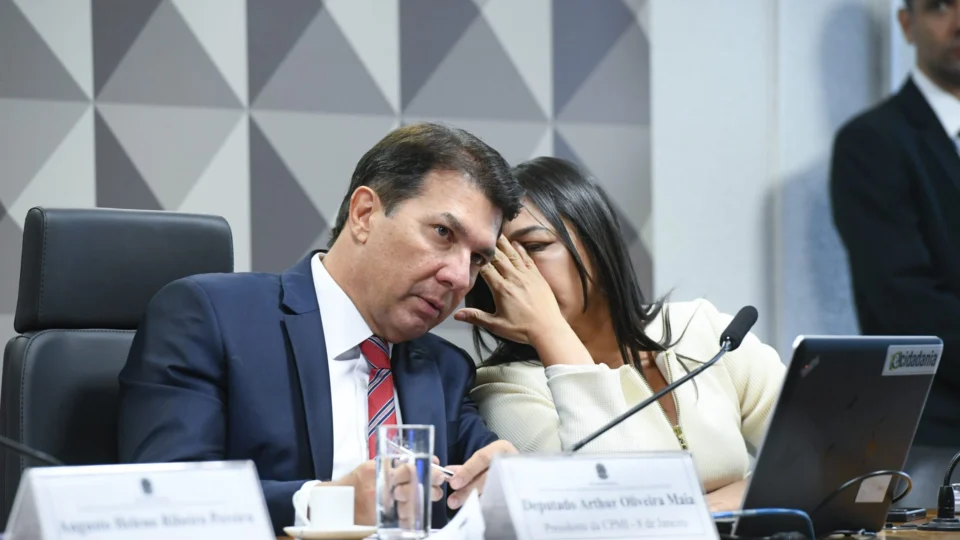 Empresário do MT suspeito de financiar atos extremistas será ouvido em CPMI nesta terça (3)