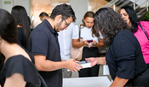 Prefeitura de Boa Vista empossa 139 novos cuidadores escolares