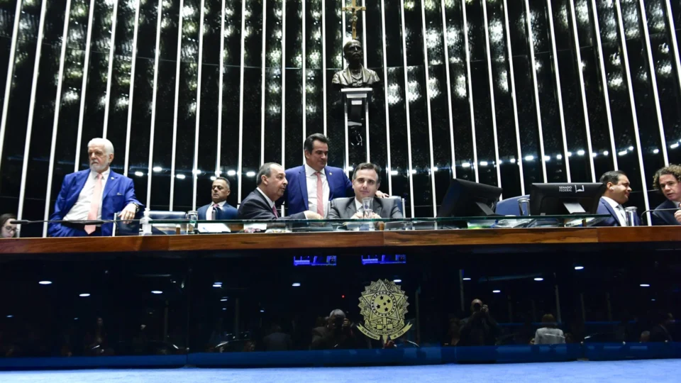 Indicados para o STJ pelo presidente Lula são aprovados no Plenário do Senado