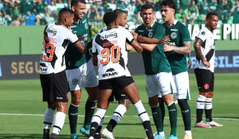 Vasco deixa Goiás empatar nos últimos minutos de jogo 