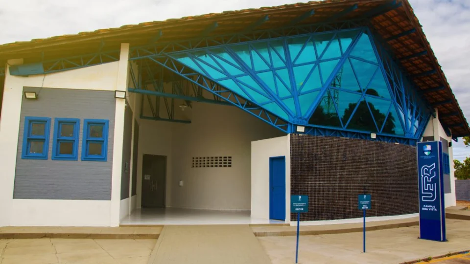 UERR celebra 18 anos com concurso de fotografia e prêmio de literatura