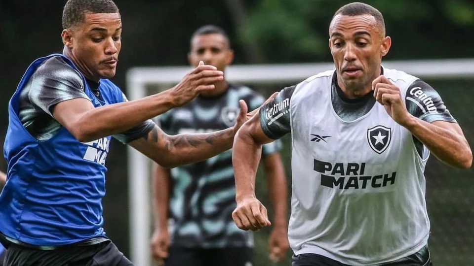 Nas pontas da tabela, Botafogo e América-MG possuem retrospecto equilibrado