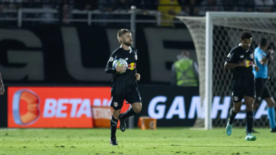 Série A: Bragantino assume vice-liderança do Campeonato Brasileiro