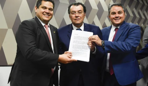 Reforma Tributária: ‘O brasileiro não aguenta mais pagar impostos’, diz Eduardo Braga