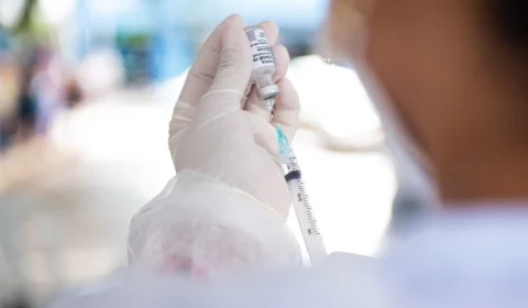 Covid-19: Mais de 105 mil doses de vacinas venceram em RR