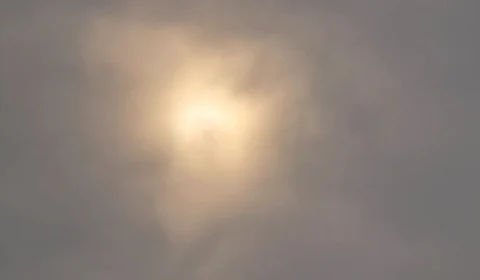 VÍDEO: fumaça constante impediu visão privilegiada do eclipse solar em Manaus