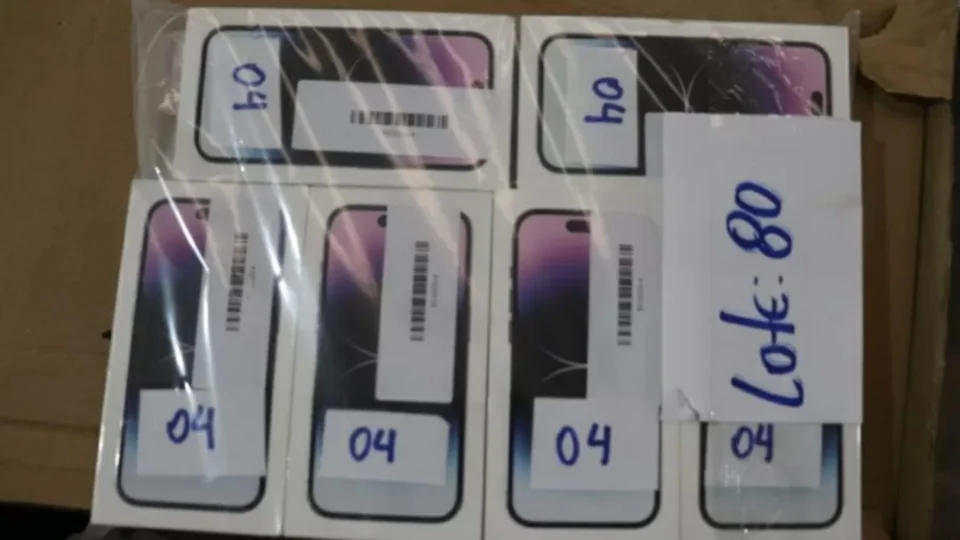 Leilão da Receita Federal em dezembro oferece de iPhones a Rolex; confira