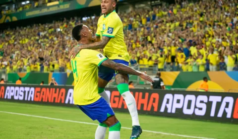 Com Neymar sob holofotes, Brasil visita Uruguai para recuperar pontos perdidos